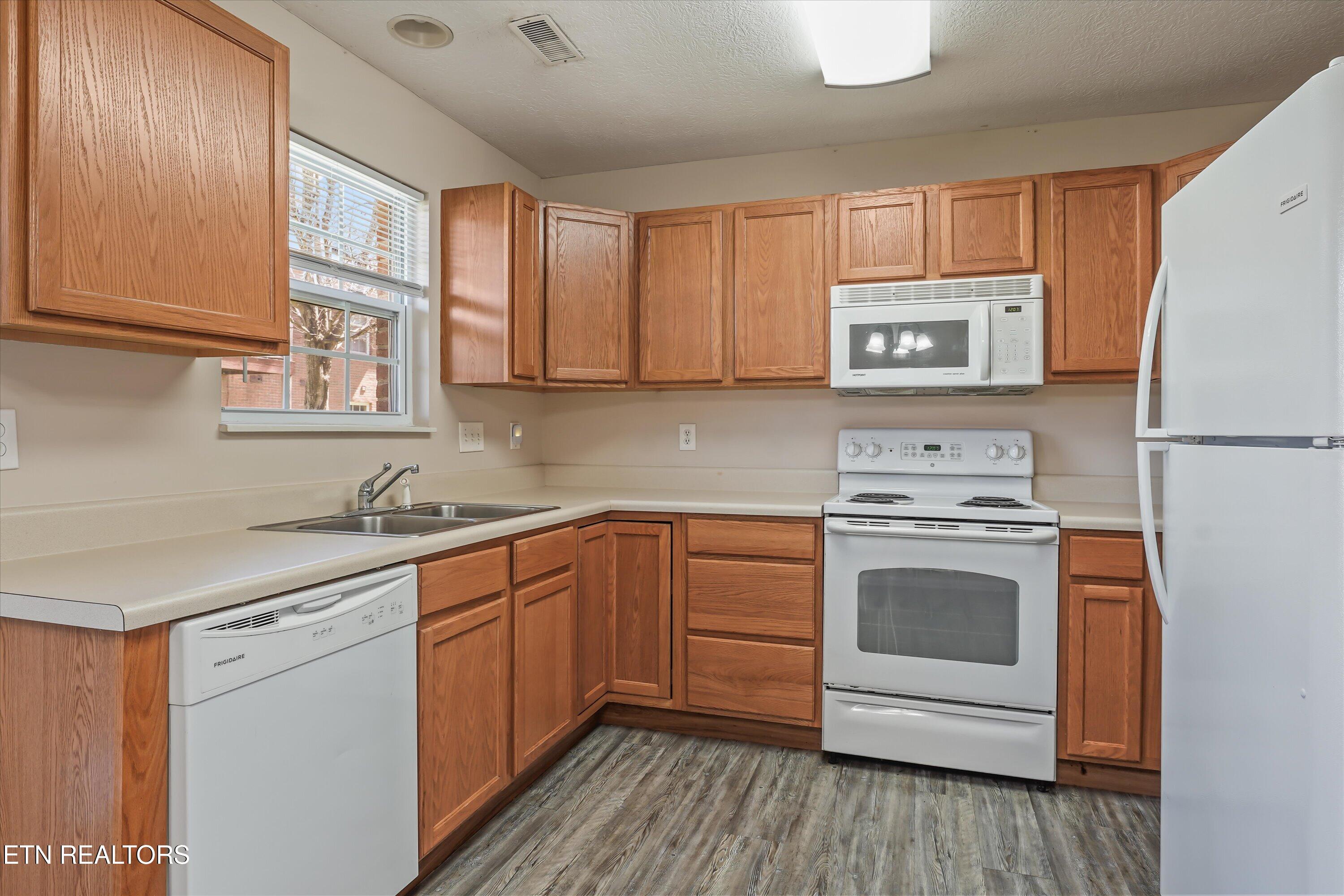 1638 Maple View Way Knoxville, TN 37918 - Photo 9 of 25 1000001787