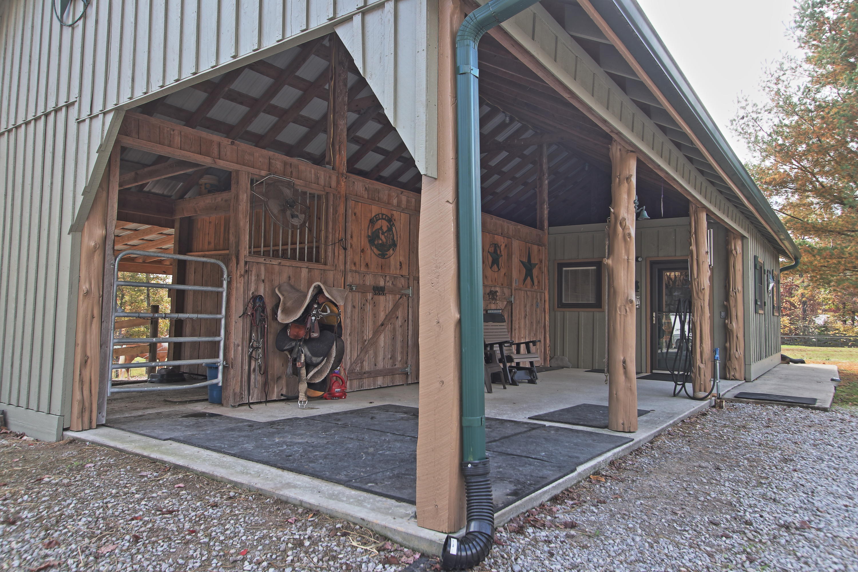 262 Briar Point Road Allardt, TN 38504 - Photo 15 of 26 s26