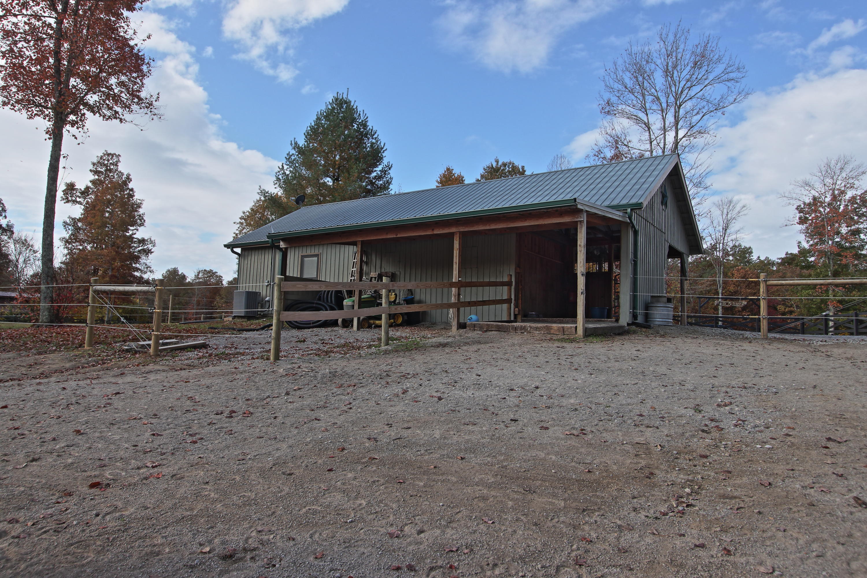 262 Briar Point Road Allardt, TN 38504 - Photo 17 of 26 s11