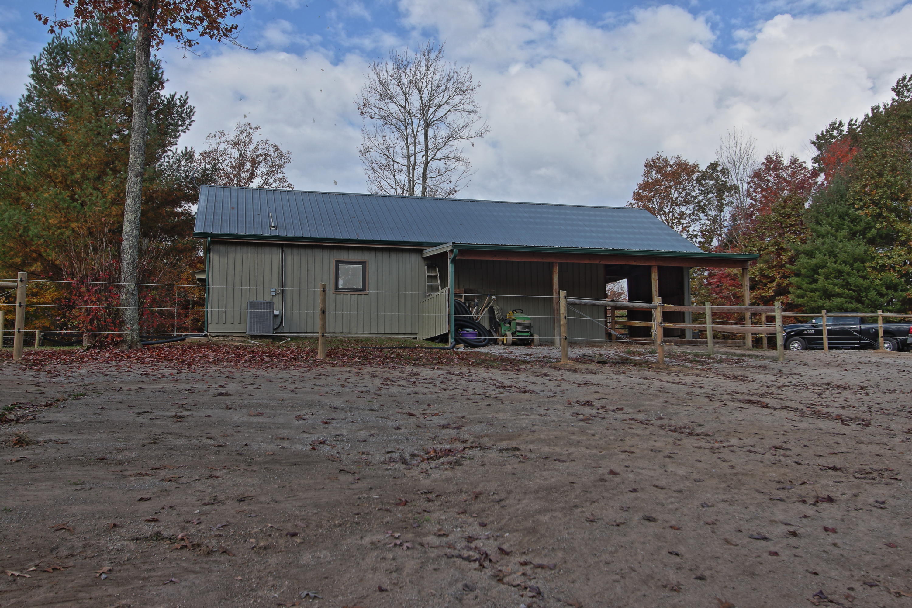 262 Briar Point Road Allardt, TN 38504 - Photo 18 of 26 s12