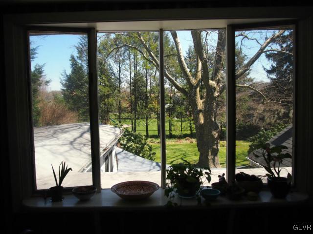 3116 Altonah Road Bethlehem, PA 18017 - Photo 16 of 26 Gallery Image 16