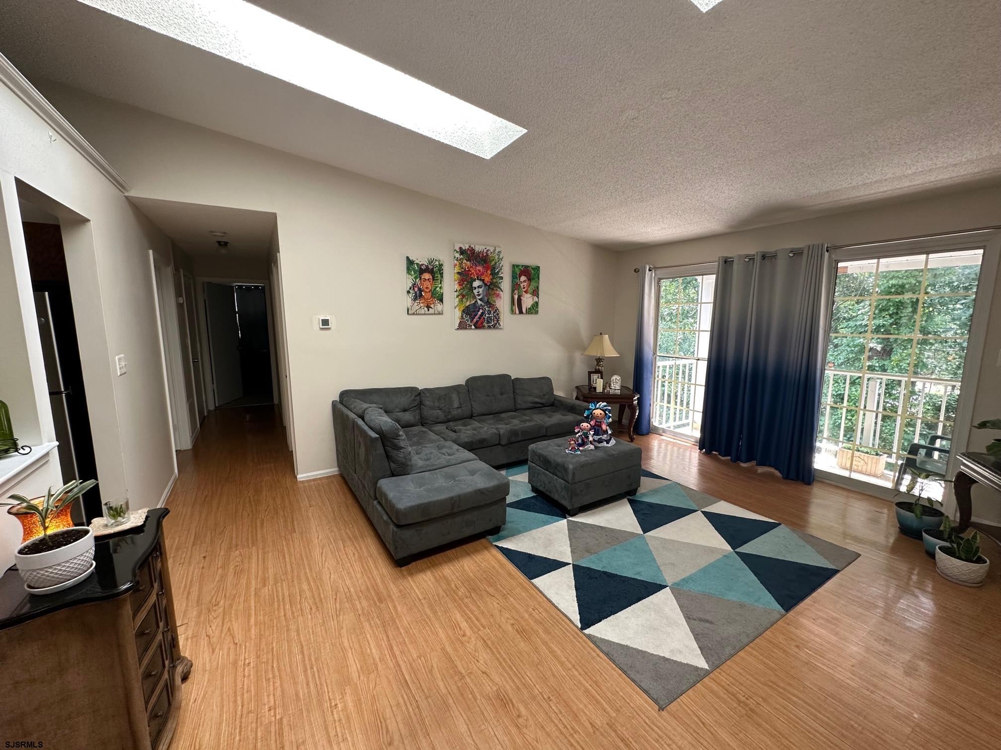 24 Iroquois Dr Unit 24