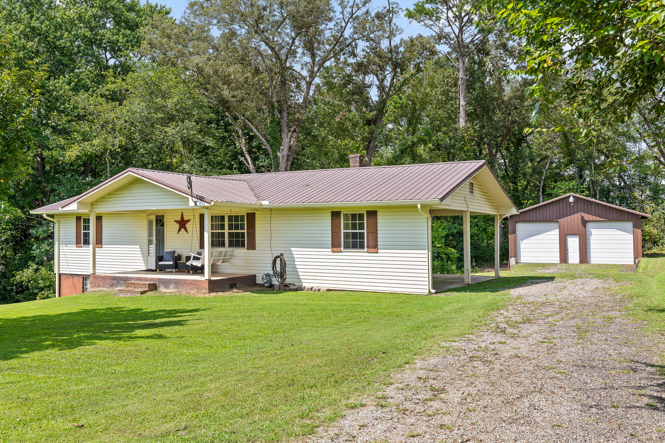 204 Old County Road Ringgold, GA 30736 - Photo 4 of 72 50-Old Country-48