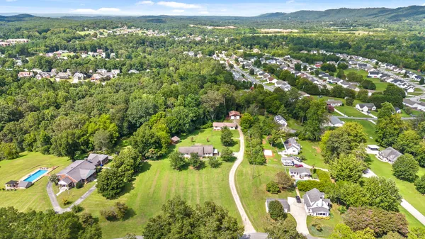 $550,000 | 204 Old County Road, Ringgold, GA 30736