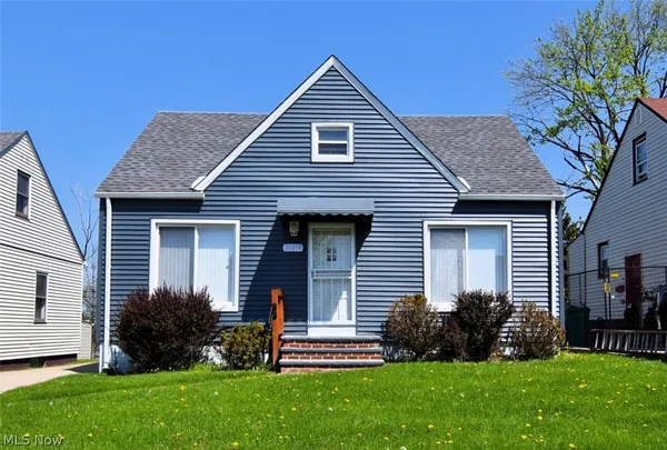 $154,900 | 20919 Hansen Road, Maple Heights, OH 44137