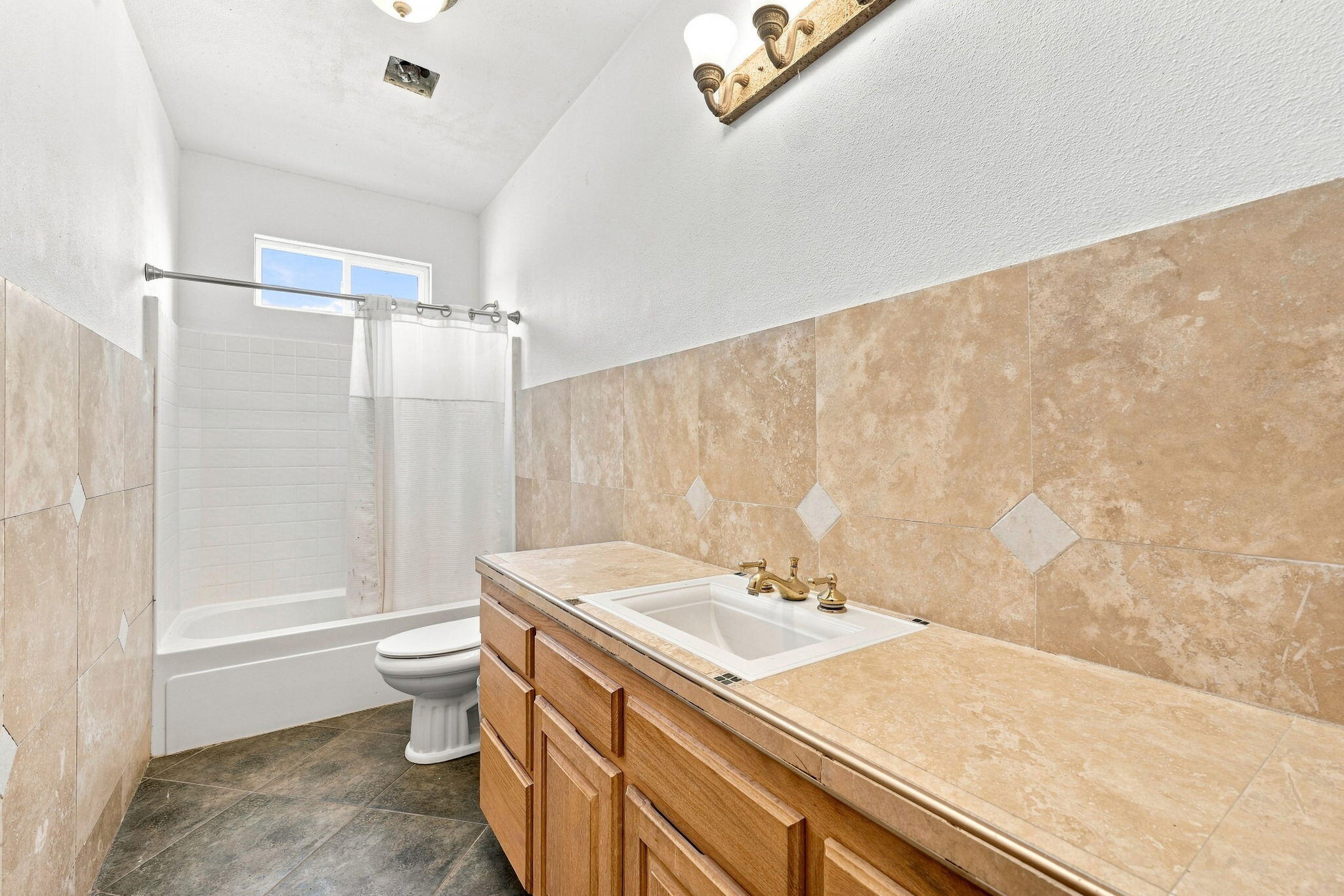 11574 Quartz Hill Road Redding, CA 96003 - Photo 22 of 37 32-web-or-mls-BiggerFlow Real Estate Med