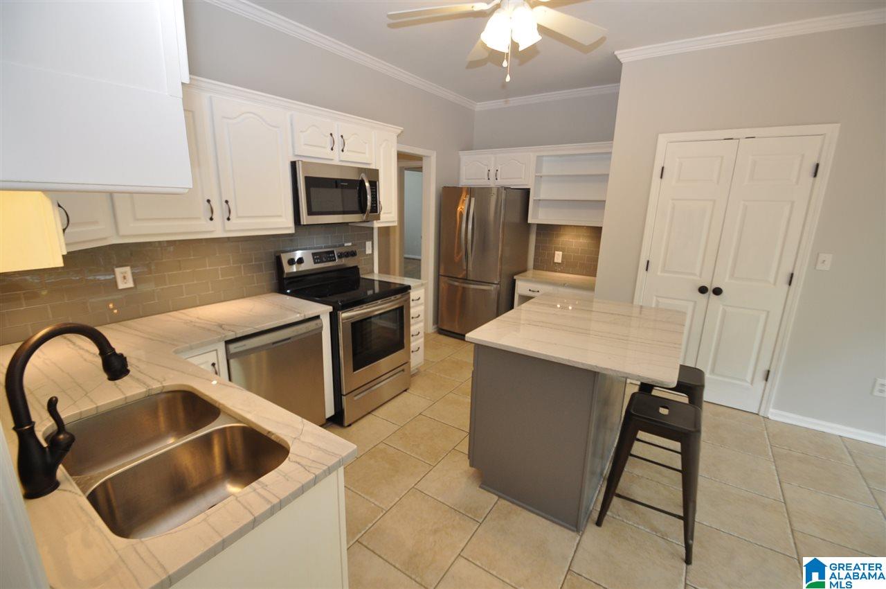 244 Forest Parkway Alabaster, AL 35007 - Photo 7 of 14