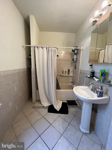 $2,995 | 2045 North Carlisle Street, Philadelphia, PA 19121