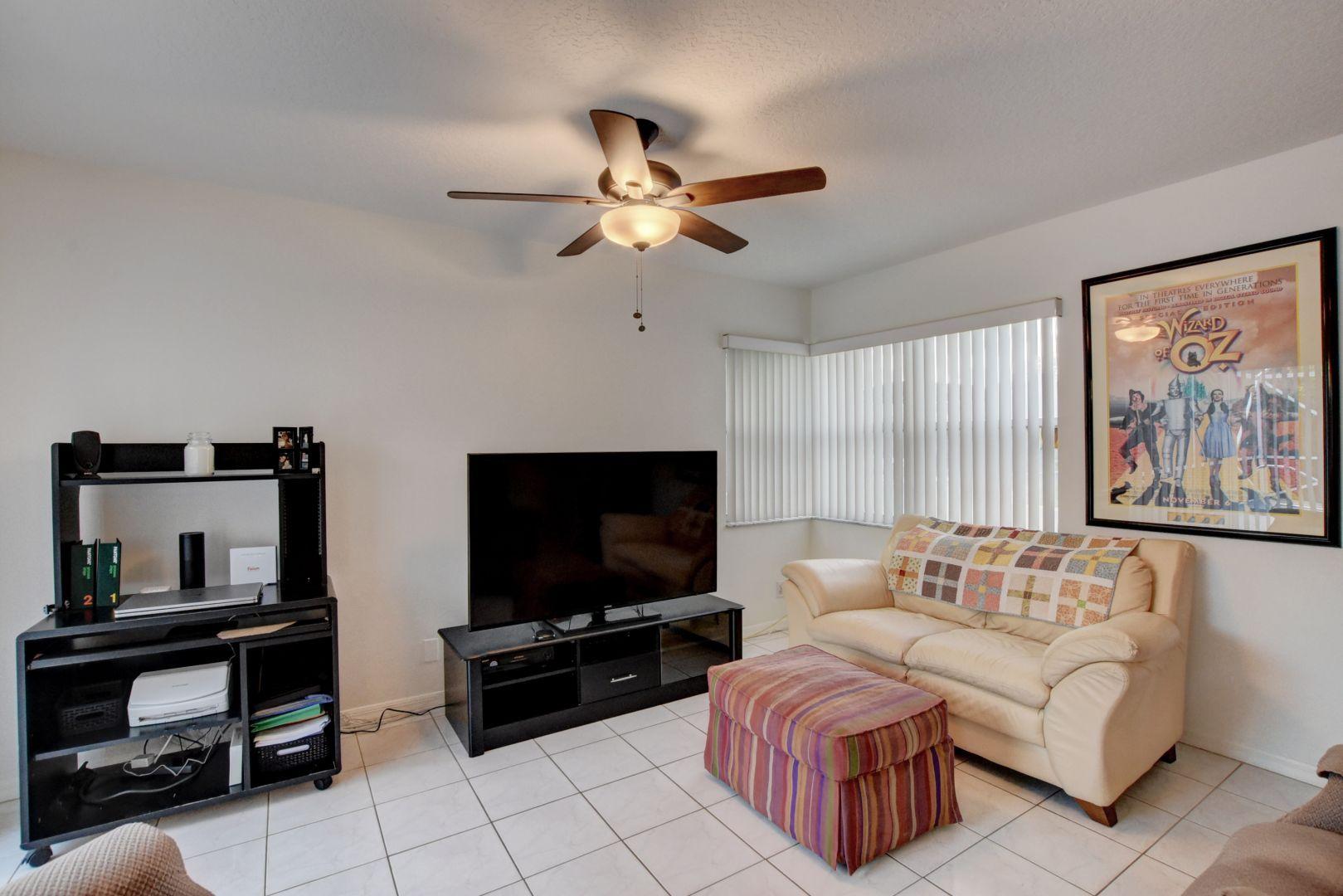 10869 Handel Place Boca Raton, FL 33498 - Photo 21 of 34 Family Room