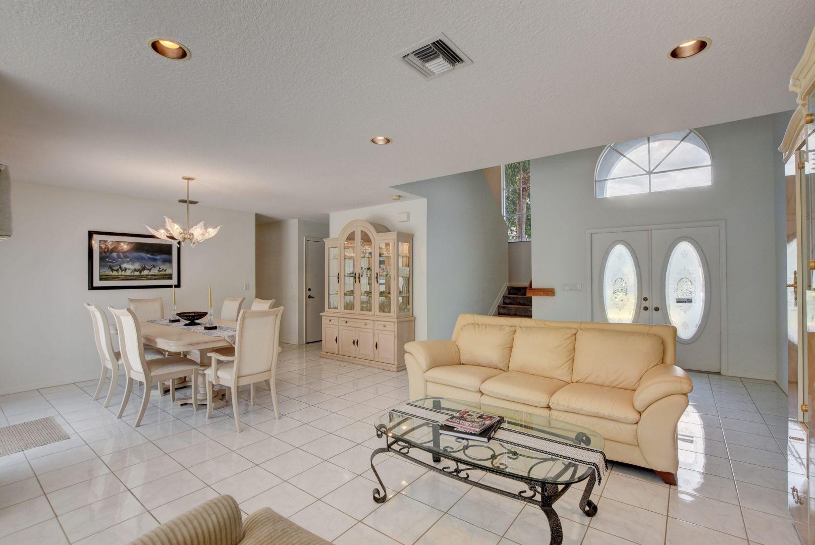 10869 Handel Place Boca Raton, FL 33498 - Photo 10 of 34 Living Room