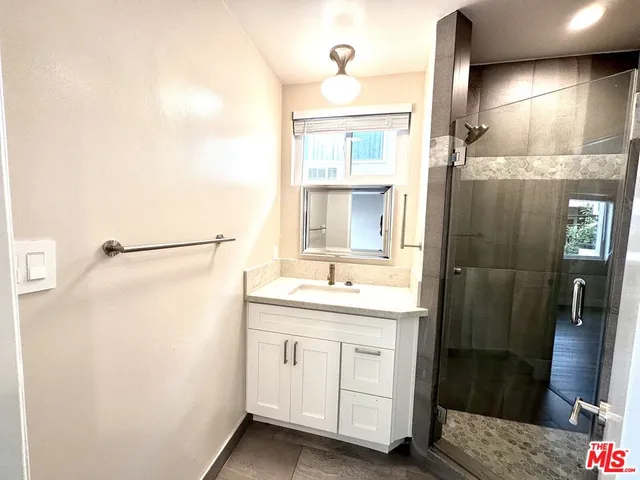 $2,995 | 1051 South Sherbourne Drive, Unit 6, Los Angeles, CA 90035