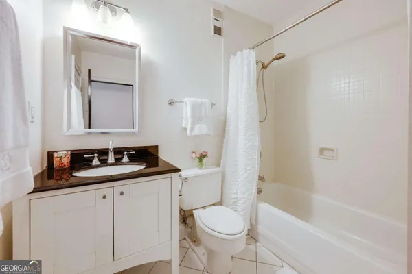 $1,195,000 | 247 West Washington Street, Unit 504, Athens, GA 30601