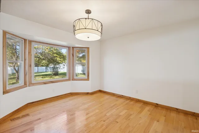 $425,000 | 57655 County Road 18, Goshen, IN 46528