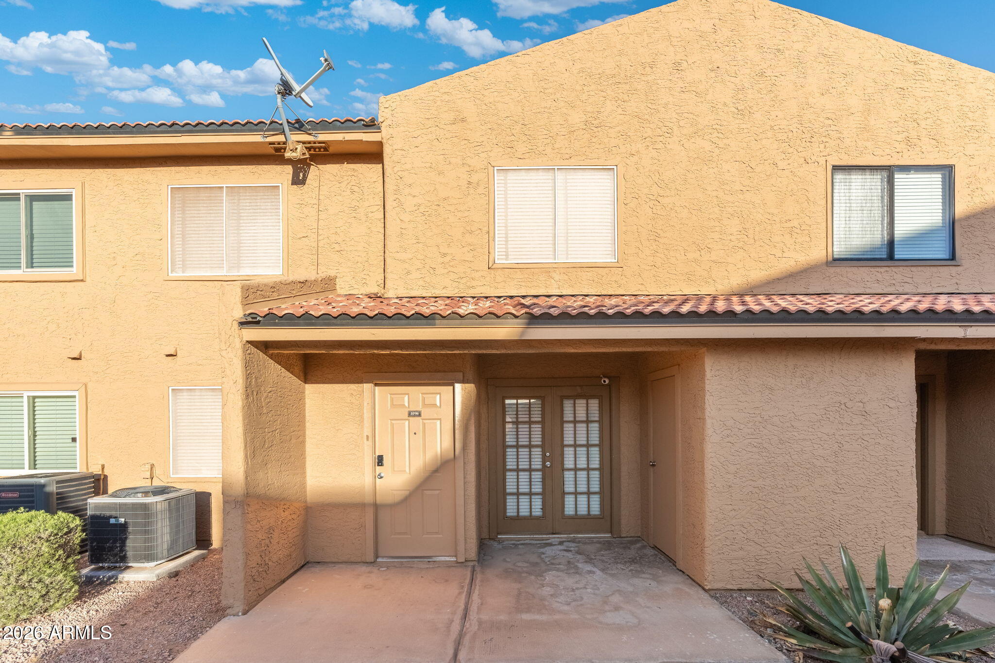 3511 East Baseline Road, Unit 1096 Phoenix, AZ 85042 - Photo 3 of 24 1-web-or-mls-DSC08184-HDR-Edit