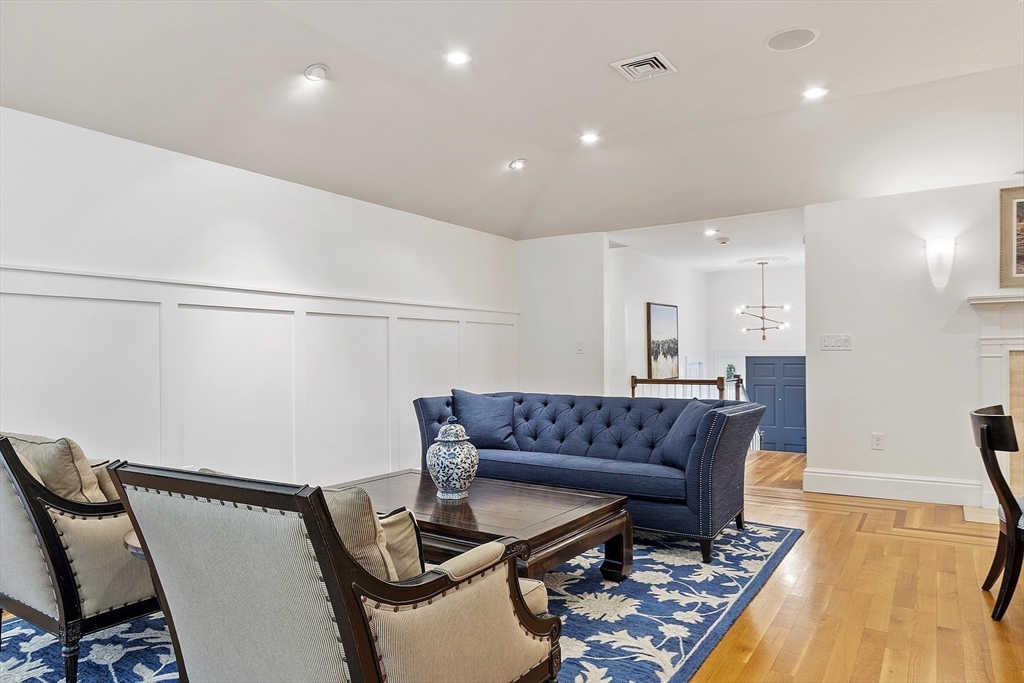 41 West Parish Drive Andover, MA 01810 - Photo 13 of 42