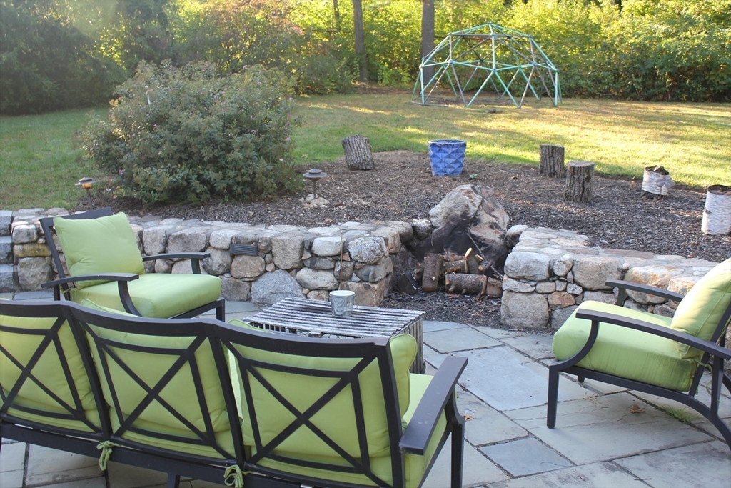 41 West Parish Drive Andover, MA 01810 - Photo 38 of 42