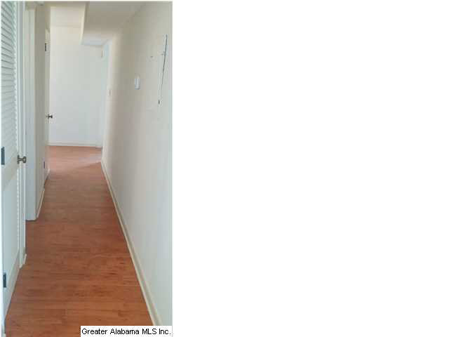 1065 Sunhill Road Northwest Birmingham, AL 35215 - Photo 7 of 17