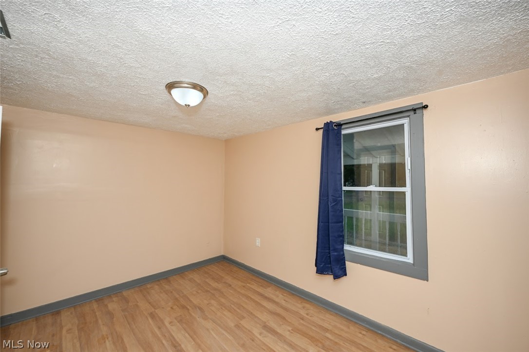 916 Abington Road Akron, OH 44312 - Photo 19 of 27
