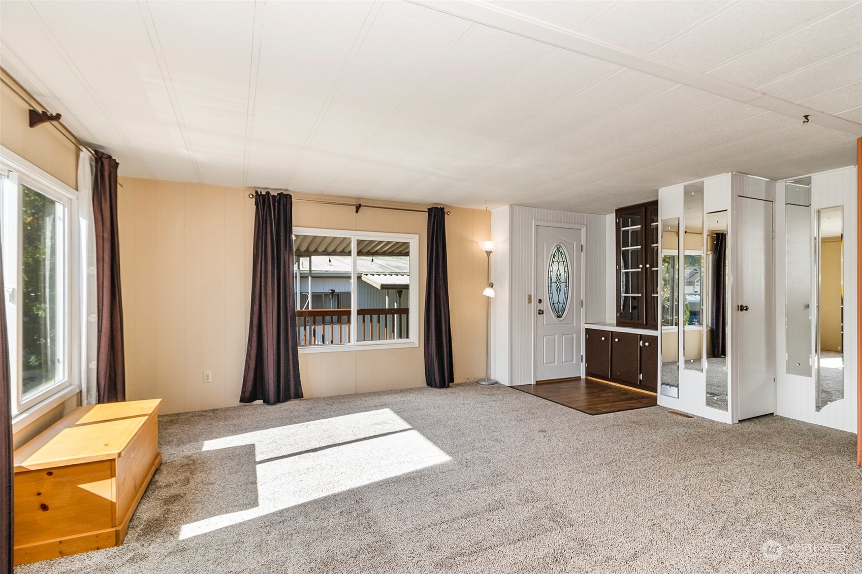 11622 Silver Lake Road, Unit 101 Everett, WA 98208 - Photo 20 of 40 a view of a room with a large window