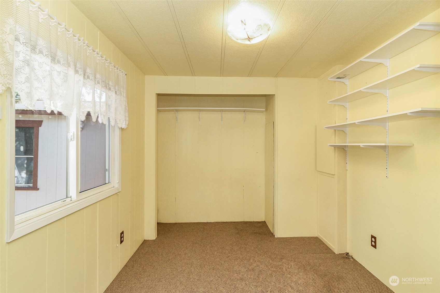 11622 Silver Lake Road, Unit 101 Everett, WA 98208 - Photo 37 of 40