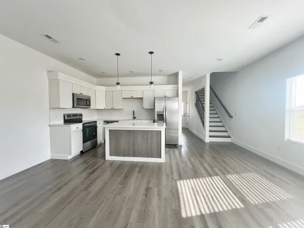 $410,000 | 781-783 Berry Road, Boiling Springs, SC 29316