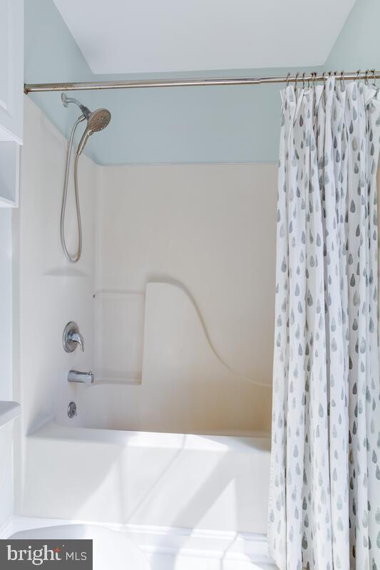1642 Hilltop Road Edgewater, MD 21037 - Photo 22 of 34 Primary Bathroom attached to Primary BR