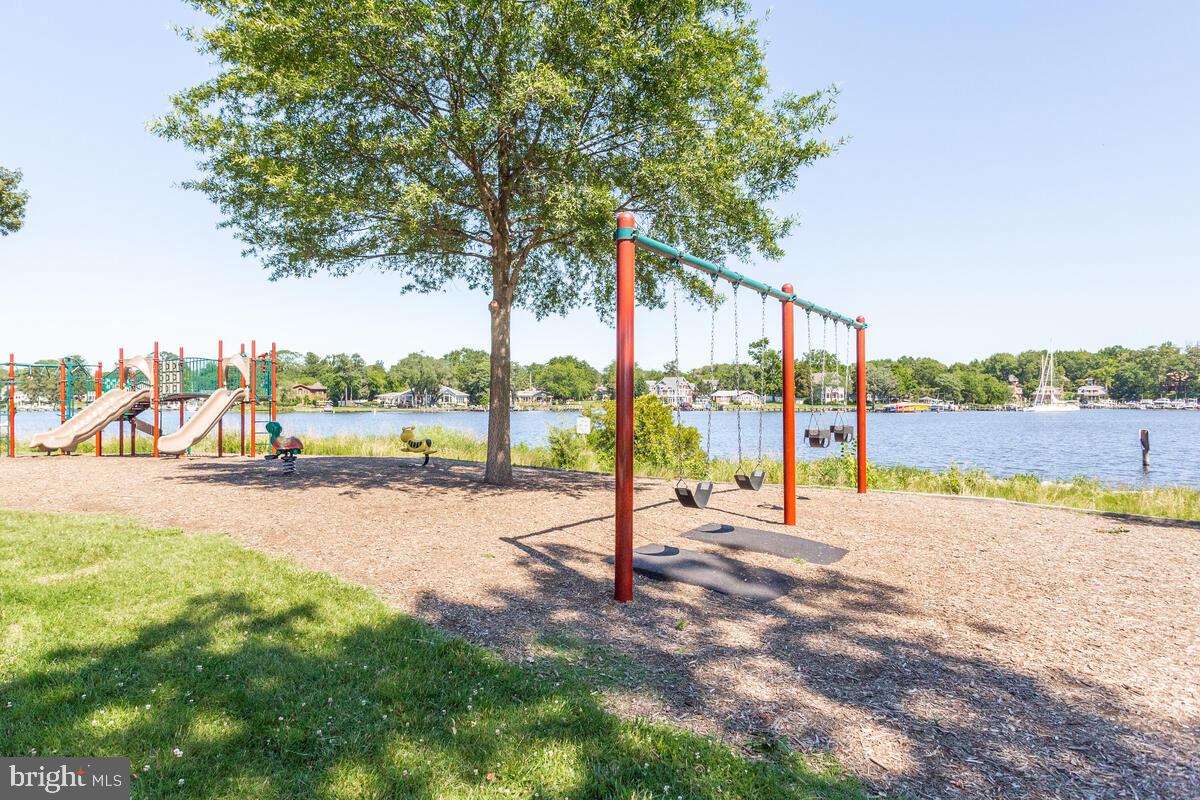 1642 Hilltop Road Edgewater, MD 21037 - Photo 29 of 34 Playgrounds