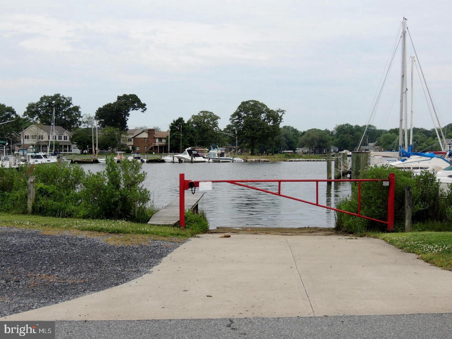1642 Hilltop Road Edgewater, MD 21037 - Photo 33 of 34 Boat ramp
