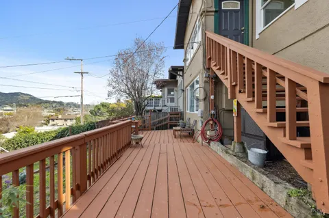 $1,099,000 | 44-46 Martens Boulevard, San Rafael, CA 94901