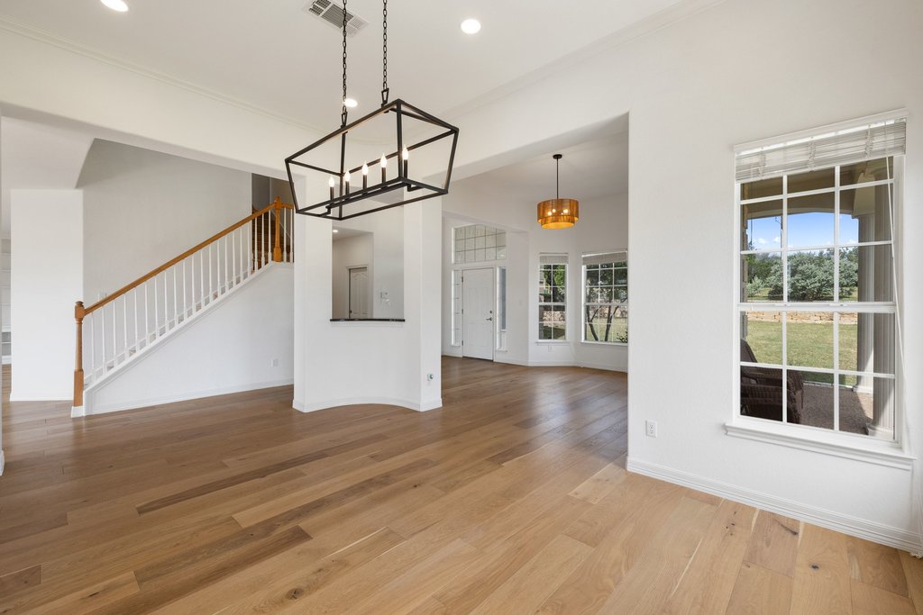 17133 Majestic Ridge Road Austin, TX 78738 - Photo 16 of 40
