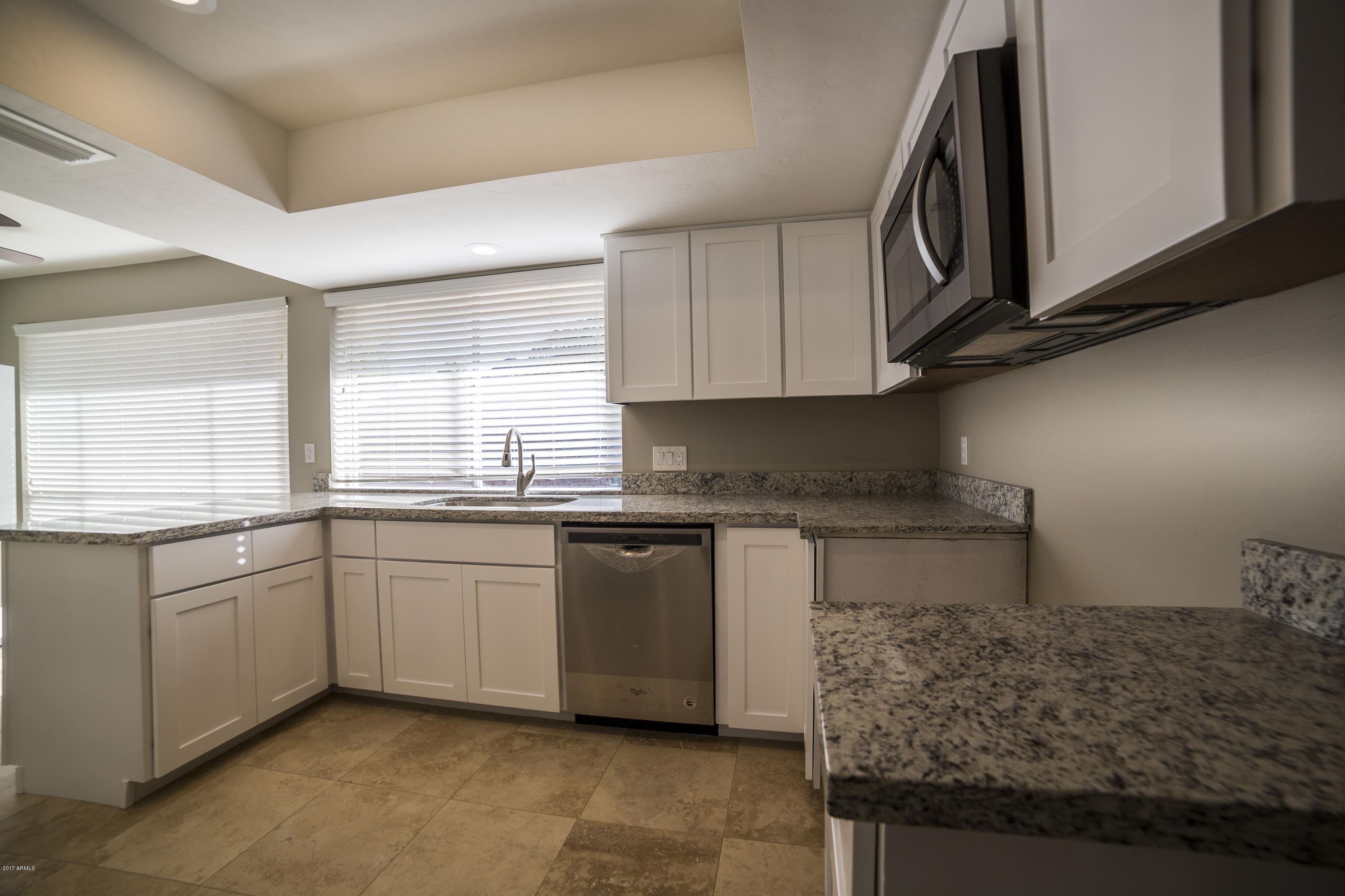 3337 East Las Rocas Drive Phoenix, AZ 85028 - Photo 5 of 27 New Cabinets