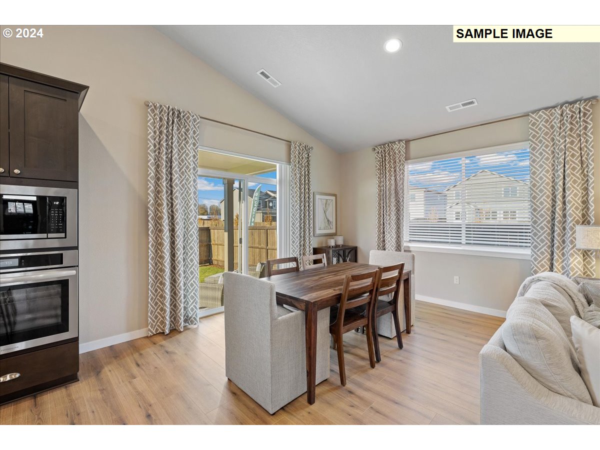 301 North 86th Avenue, Unit 39 Ridgefield, WA 98642 - Photo 3 of 20