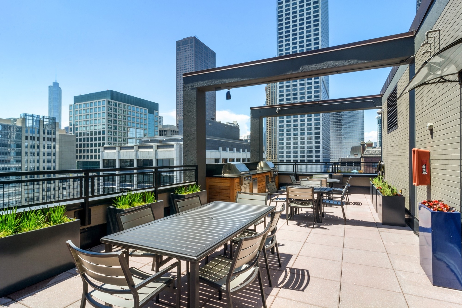 247 East Chestnut Street, Unit 602 Chicago, IL 60611 - Photo 14 of 20