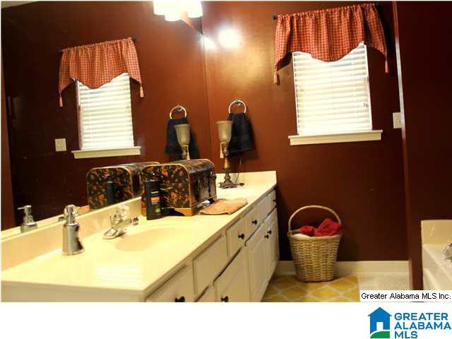 748 Narrows Point Circle Birmingham, AL 35242 - Photo 15 of 26