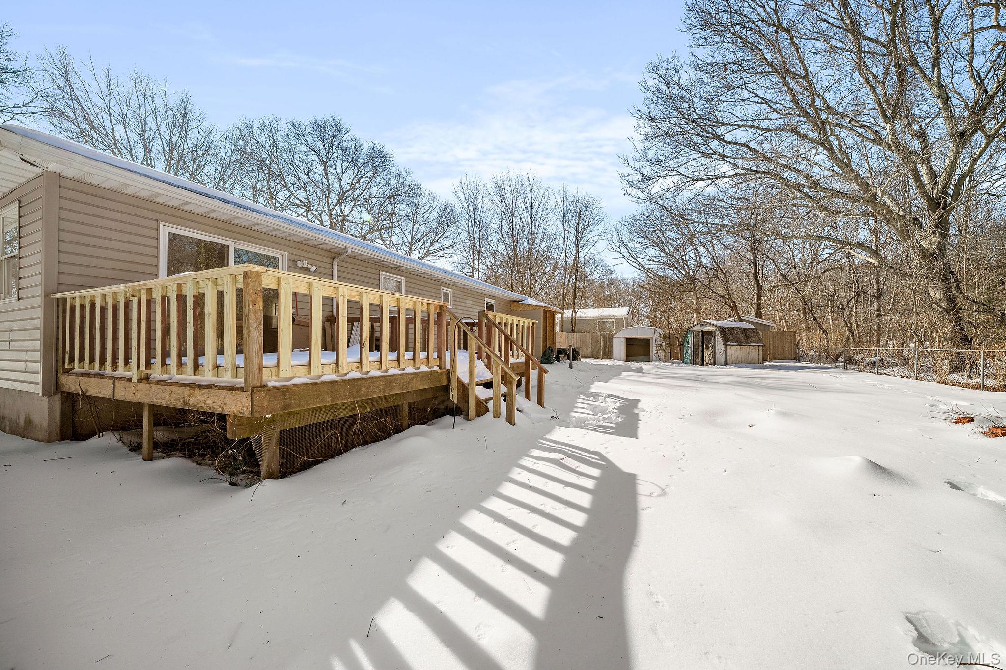 17 Nelson Place Mastic, NY 11950 - Photo 34 of 36