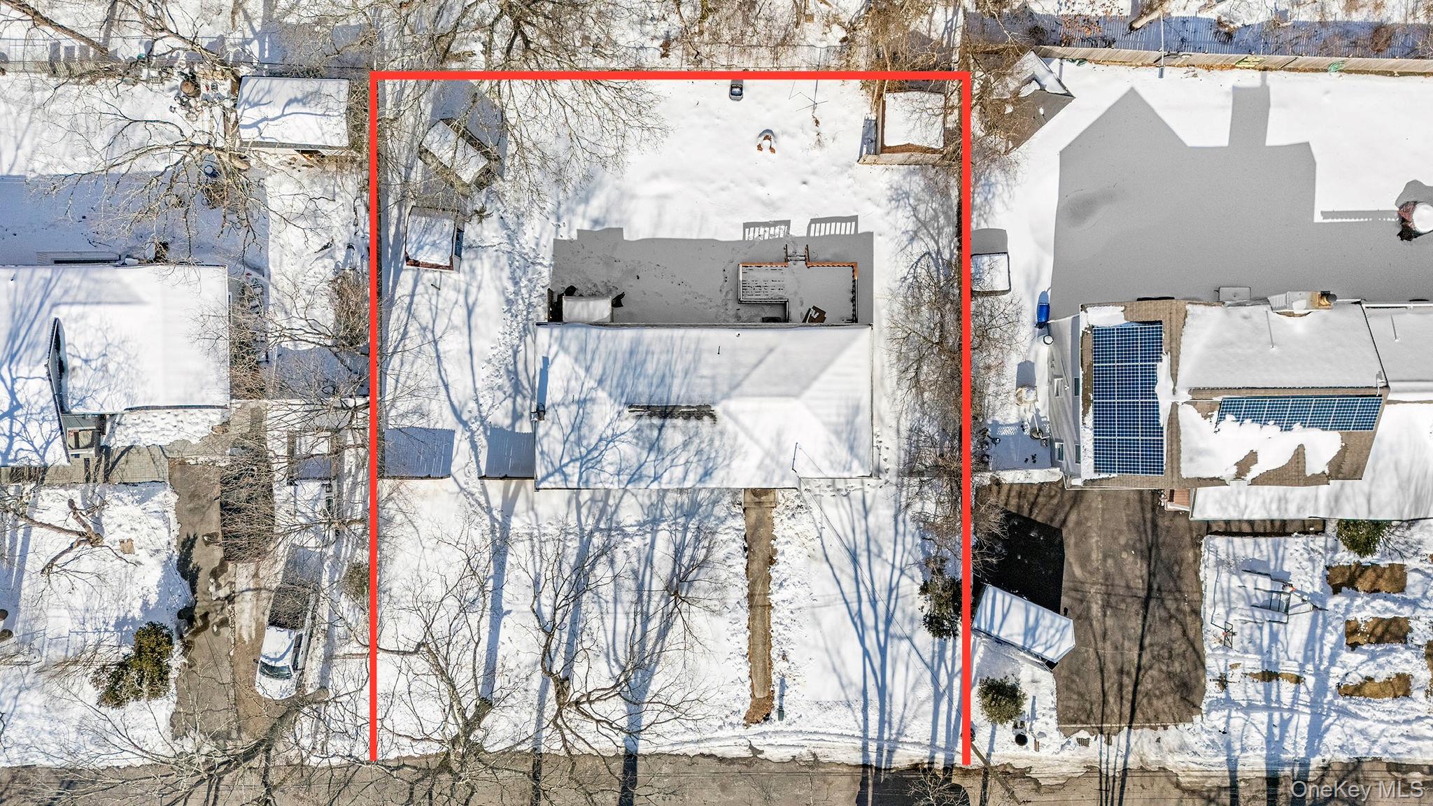 17 Nelson Place Mastic, NY 11950 - Photo 4 of 36