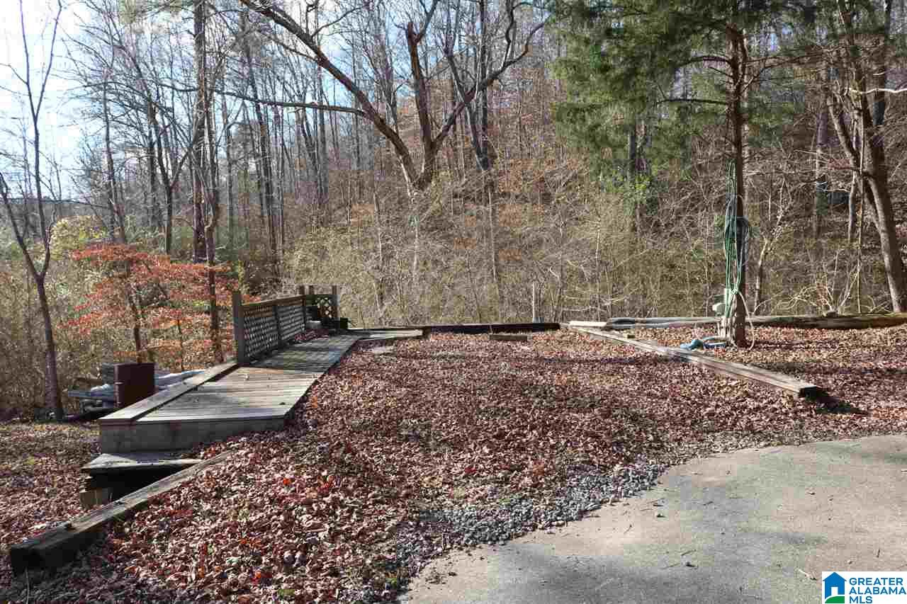 707 Toadvine Road Bessemer, AL 35023 - Photo 3 of 26