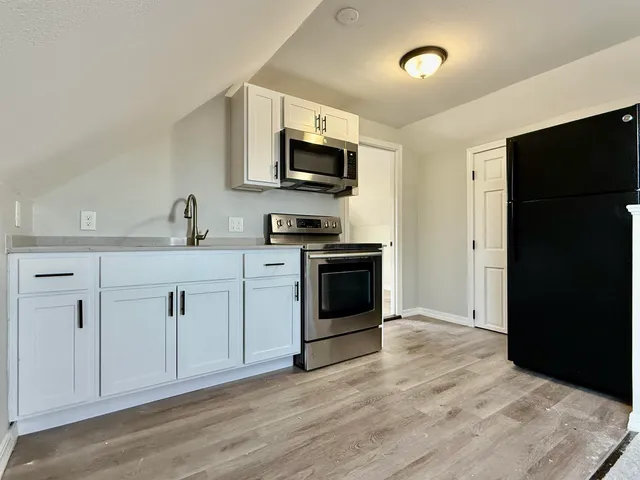 $499,900 | 32 Pleasant Street, Greenville, NH 03048