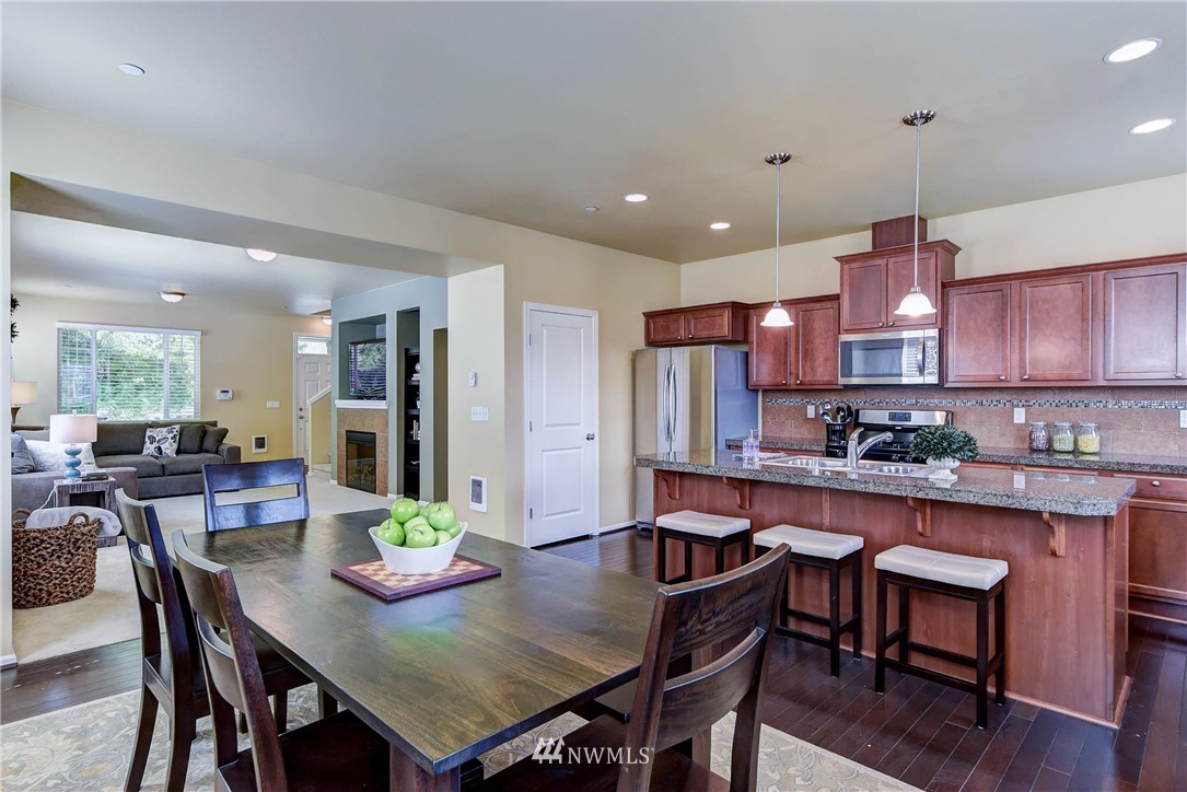 10707 Ross Road, Unit D Bothell, WA 98011 - Photo 5 of 21
