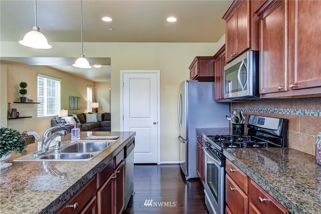 10707 Ross Road, Unit D Bothell, WA 98011 - Photo 6 of 21