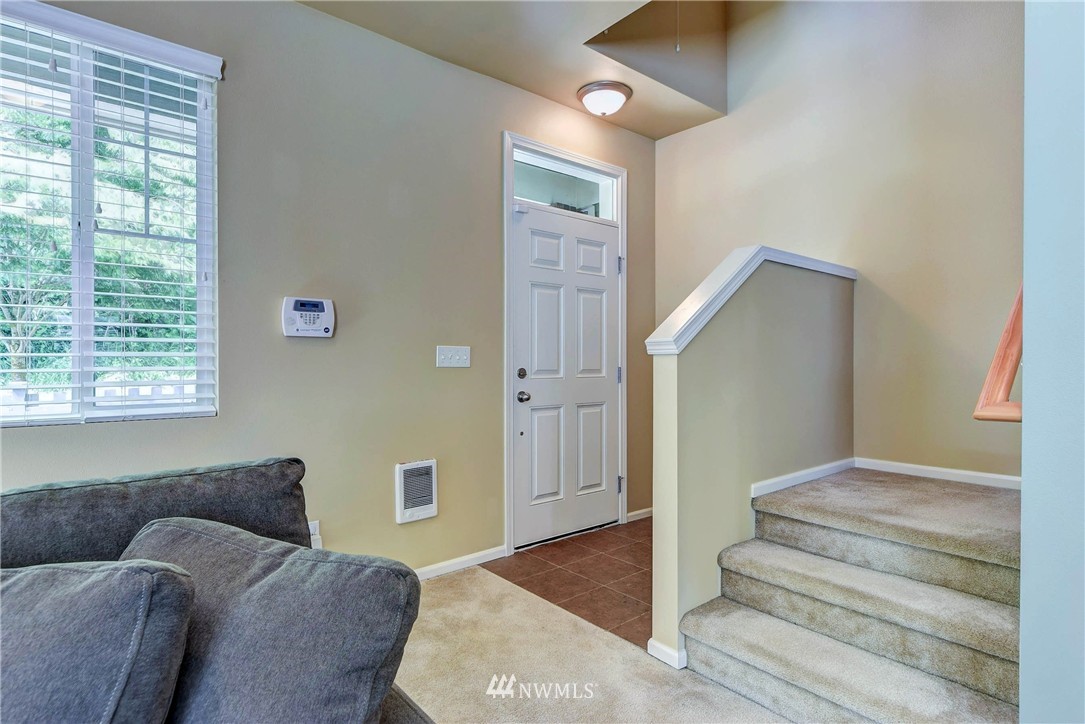 10707 Ross Road, Unit D Bothell, WA 98011 - Photo 10 of 21