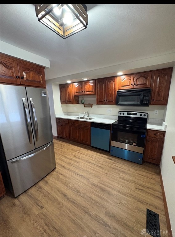 4928 Bonnie Road Kettering, OH 45440 - Photo 4 of 25
