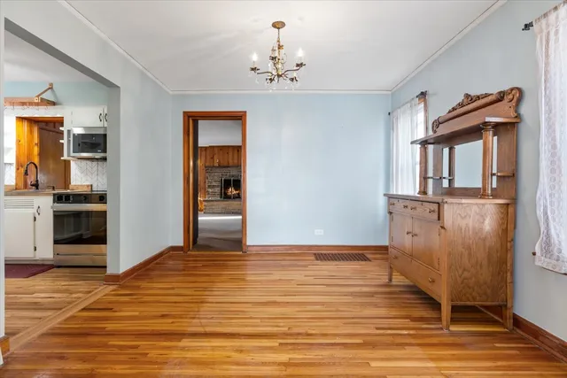 $3,000 | 9108 South Utica Avenue, Evergreen Park, IL 60805