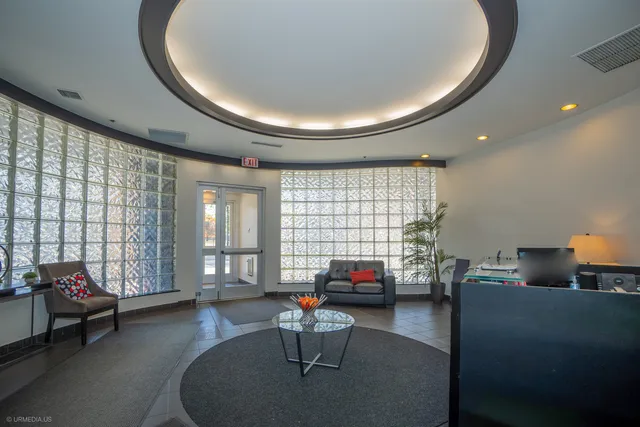 $3,900 | 1309 North Wells Street, Unit 704, Chicago, IL 60610