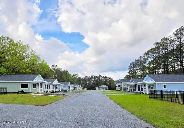$240,000 | 149 Long Pond Loop, Swansboro, NC 28584