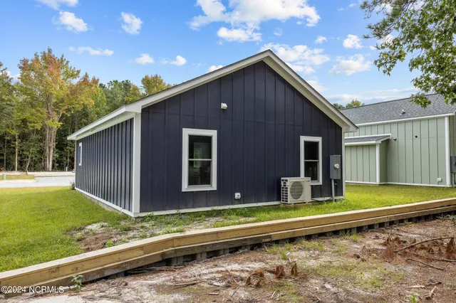 $240,000 | 149 Long Pond Loop, Swansboro, NC 28584