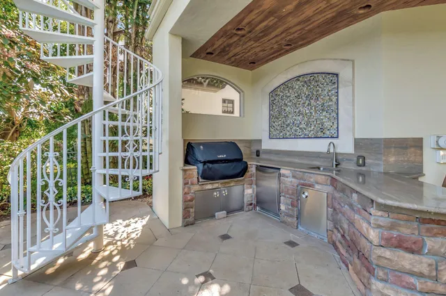 $4,400,000 | 8417 Delprado Drive, Delray Beach, FL 33446