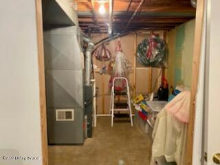 9337 Fairground Road Louisville, KY 40291 - Photo 27 of 36 FullSizeR(48)