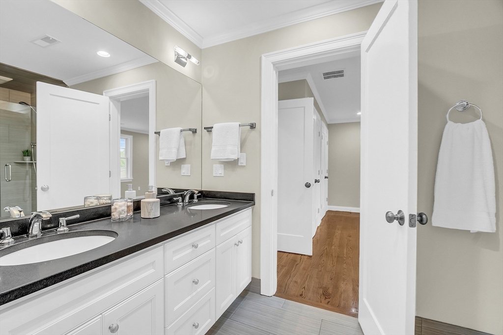 16 Cynthia Road Newton, MA 02459 - Photo 32 of 41