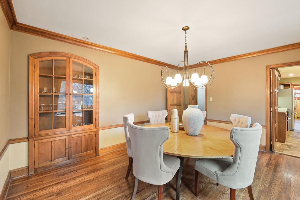 233 Interlachen Road Hopkins, MN 55343 - Photo 16 of 52